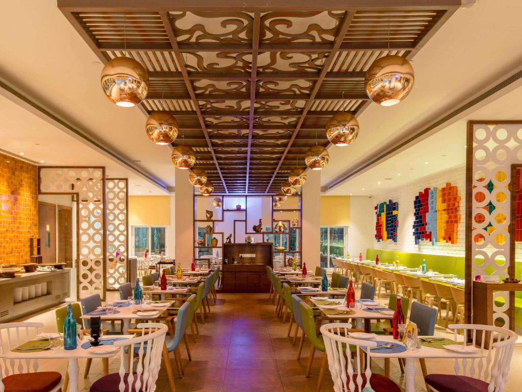 Restaurace v ubytování ibis Styles Goa Calangute - An Accor Brand