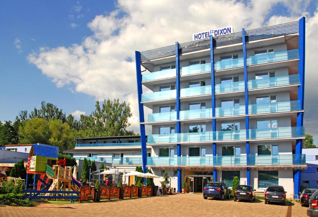 Budova, kde se hotel nachází