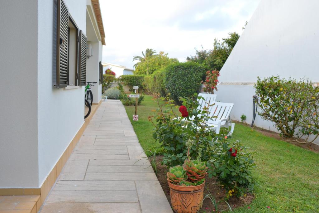 Sensations Guesthouse - 14