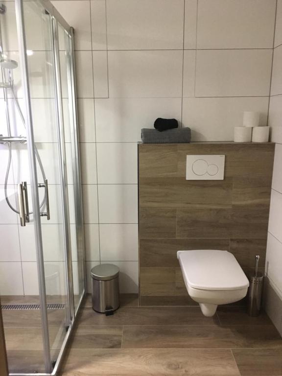 A bathroom at Apartmán Lomnička - Tatranská Lomnica - Krásny výhľad na Vysoké Tatry