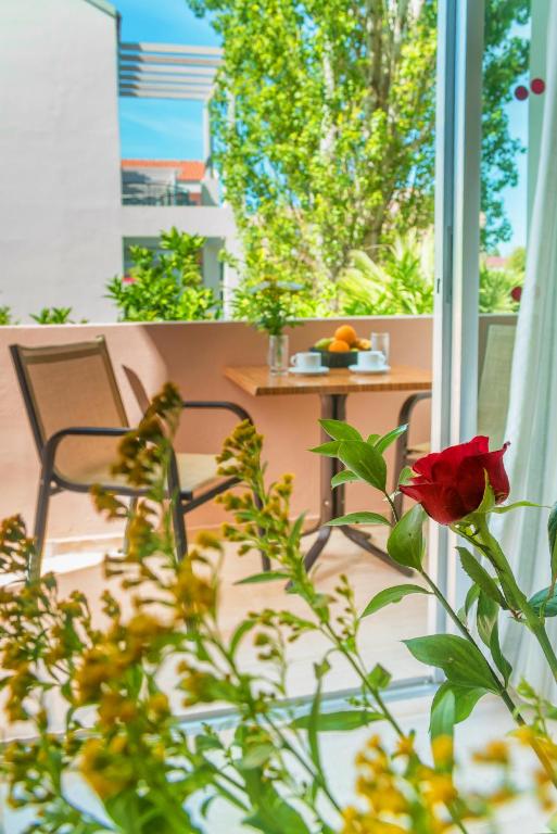 Balkón alebo terasa v ubytovaní Lotus Hotel Apartments