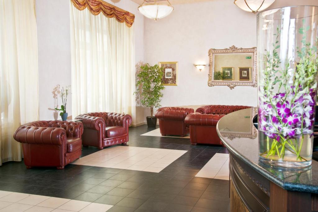 Posezení v ubytování Hotel Caesar Prague