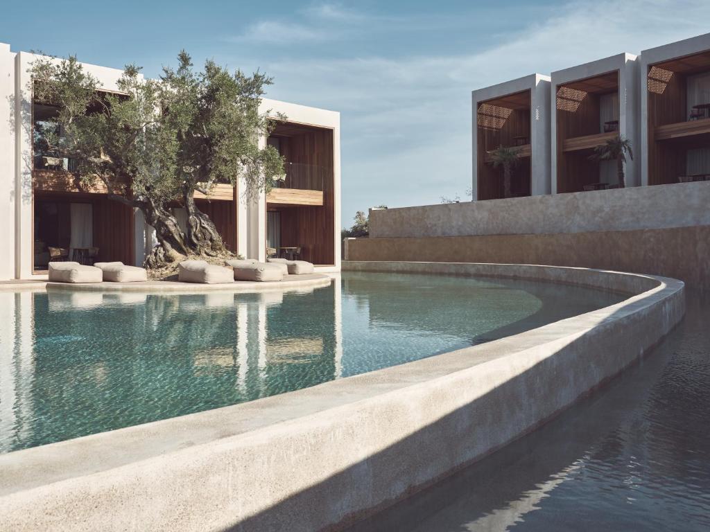 Bazén v ubytování Olea All Suite Hotel, a Member of Design Hotels nebo v jeho okolí