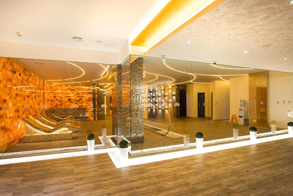 A Hoteli - Grand&Sky Hotel Tornik - Resim 42