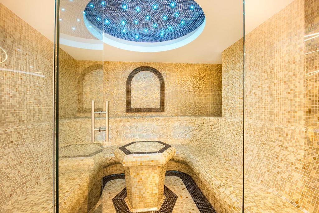 A Hoteli - Grand&Sky Hotel Tornik - Resim 32