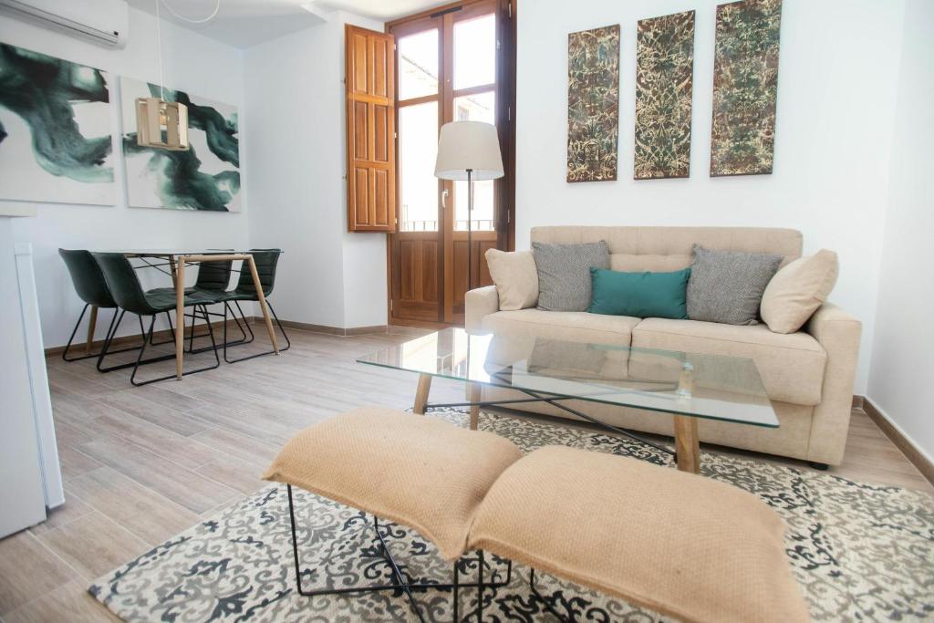 Część wypoczynkowa w obiekcie Feelathome Mártires Apartments