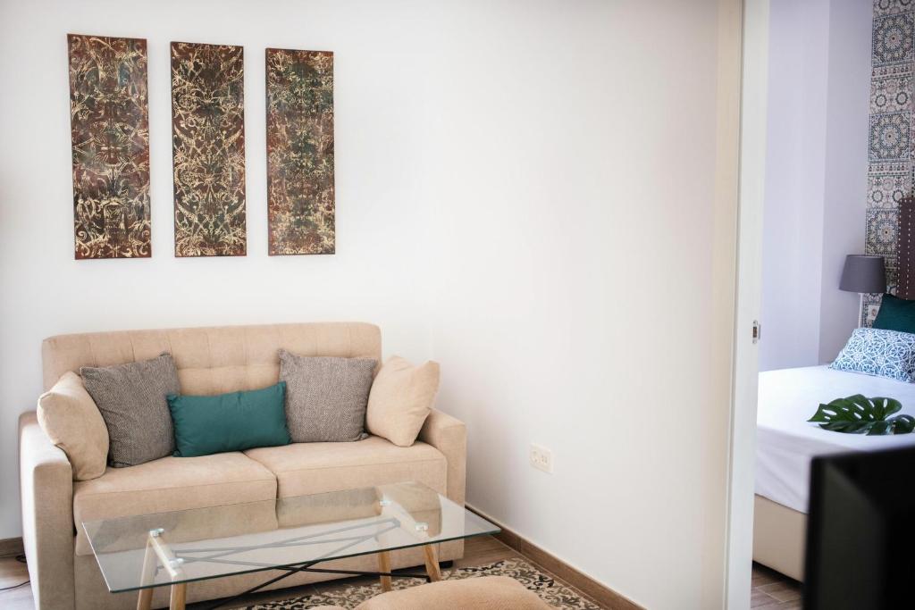 Część wypoczynkowa w obiekcie Feelathome Mártires Apartments