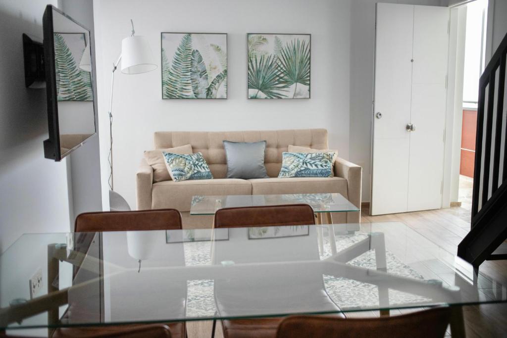 Część wypoczynkowa w obiekcie Feelathome Mártires Apartments