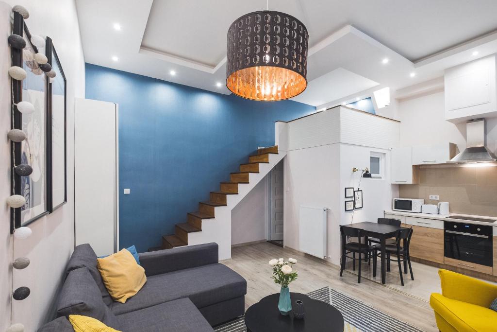 Kuchyňa alebo kuchynka v ubytovaní CYC Apartment
