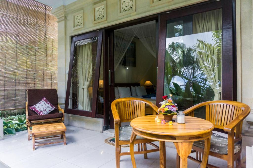 Posezení v ubytování Eka Bali Guest House