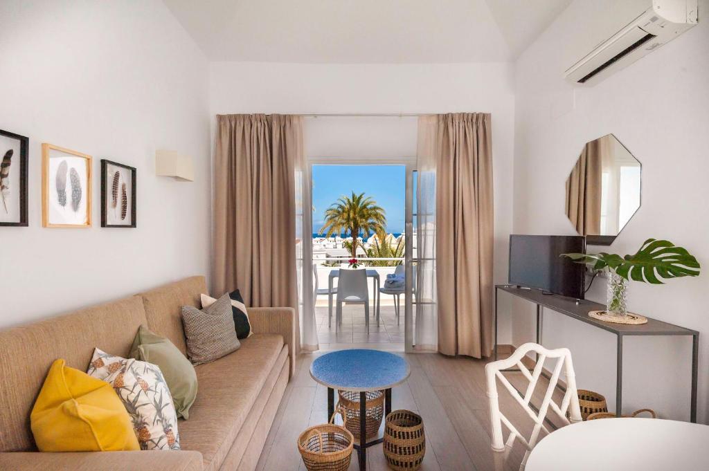 Lagos de Fañabé Beach Resort - 
