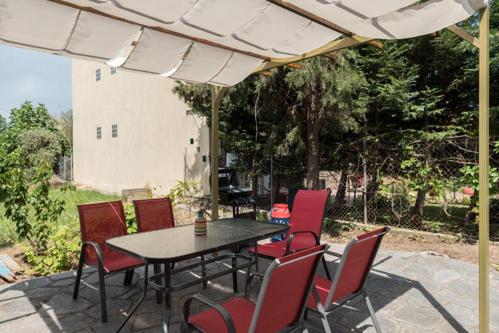 Zdjęcie z galerii obiektu Pelagos Apartment w mieście Keramotí