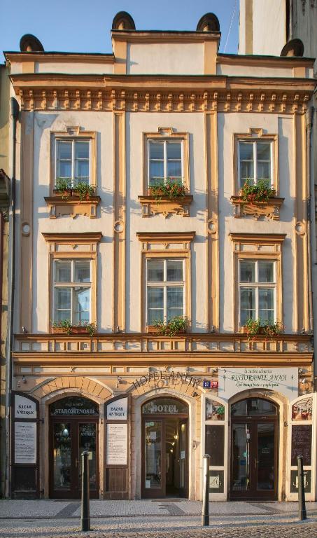 Budova, kde se hotel nachází