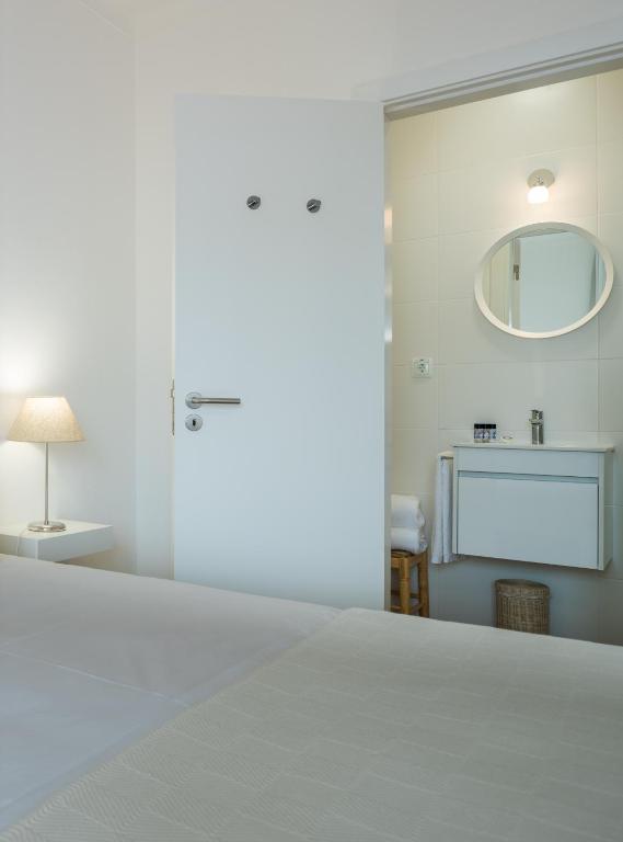 Raminhos Guest House - 16