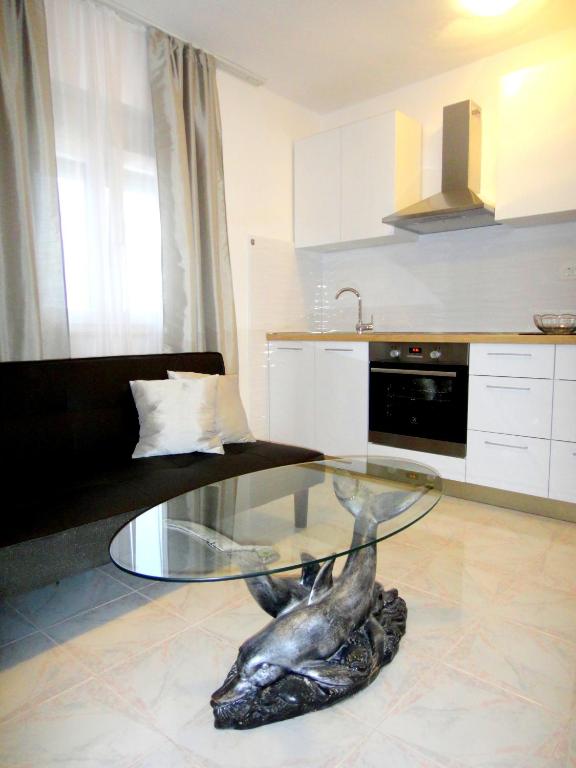 Kuchyňa alebo kuchynka v ubytovaní Apartments Blu Mare