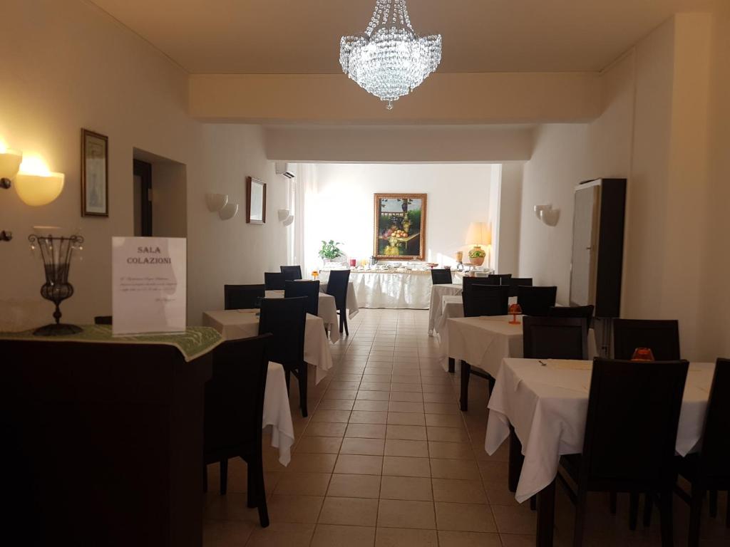 Restaurace v ubytování Sogno Sulcitano Masainas