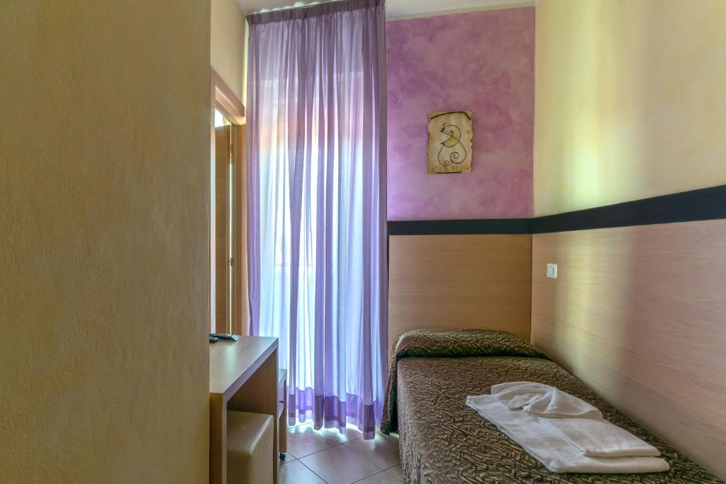 
Single Room with Balcony
