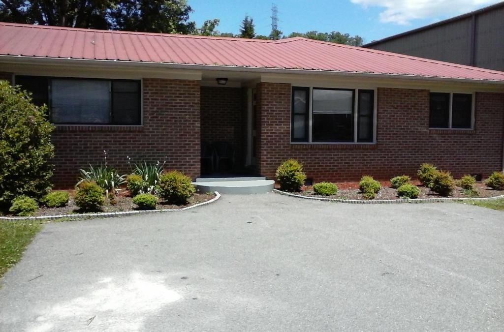 Phillips Historic Motel & Cottages - Cabaña De 3 Dormitorios