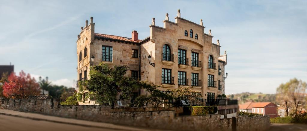The building in which Az apartmant is located