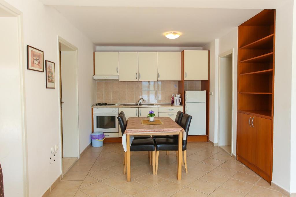 Kuchyň nebo kuchyňský kout v ubytování Guesthouse Lamia