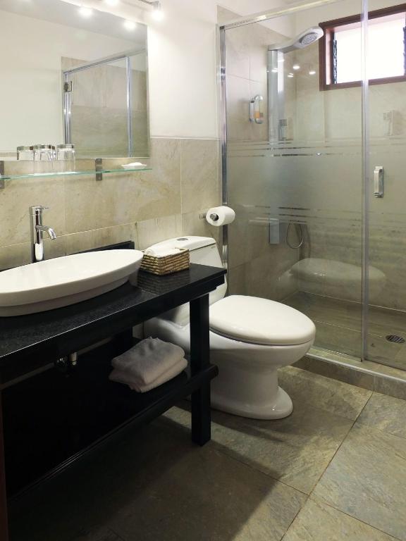 Koupelna v ubytování Illa Hotel