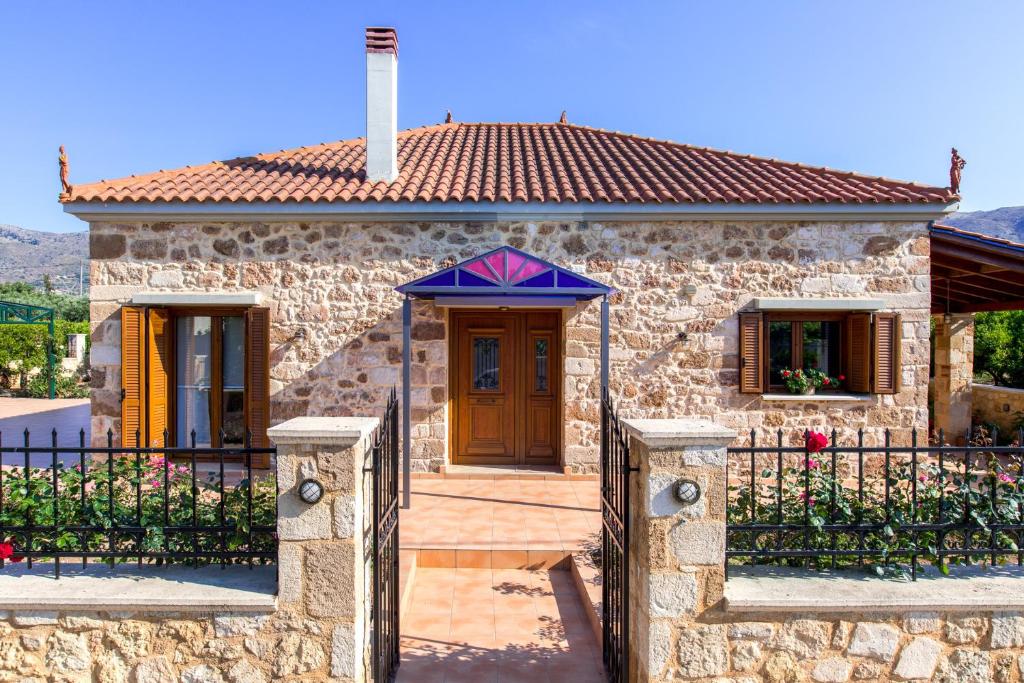 The building in which the holiday home is located