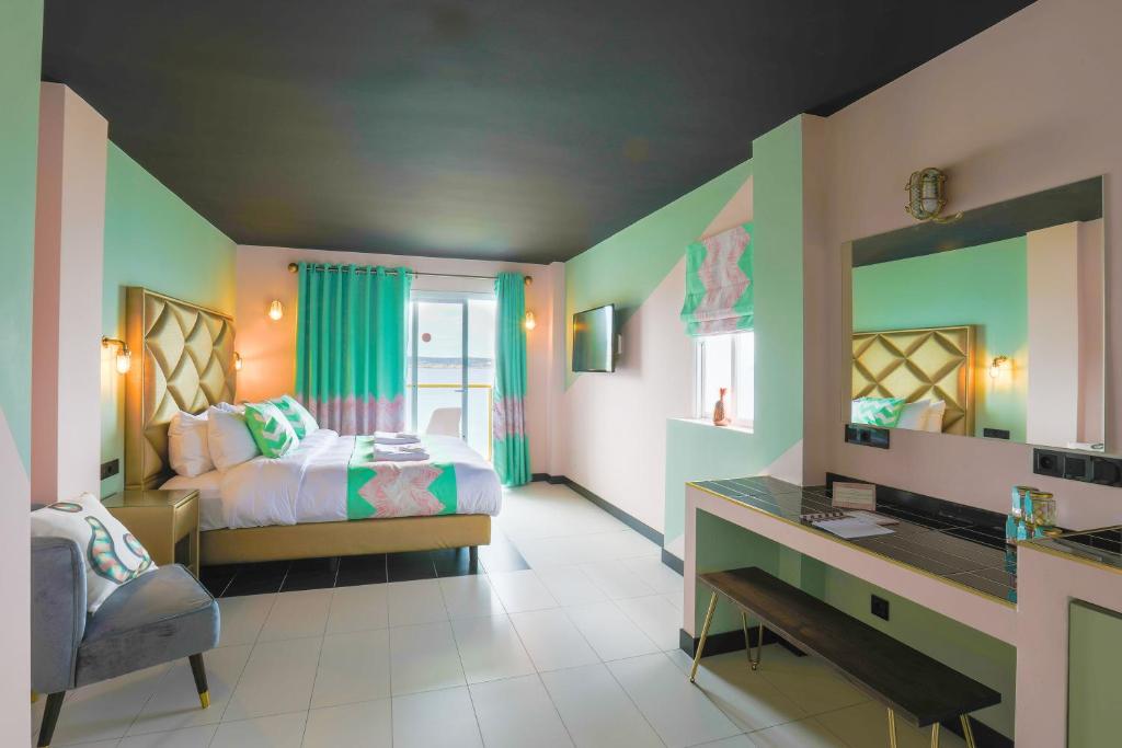 Apartamentos Wi-Ki-Woo, Sant Antoni de Portmany – Güncel 2022 ...