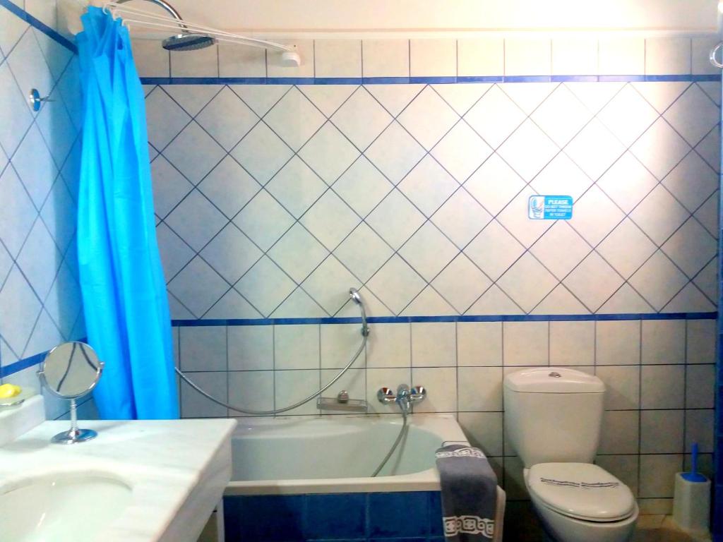Koupelna v ubytování Al Mare Hotel
