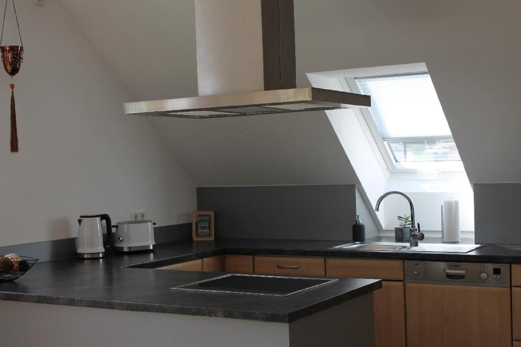 Kuchyň nebo kuchyňský kout v ubytování Ferienwohnung Faber mit großem Südbalkon