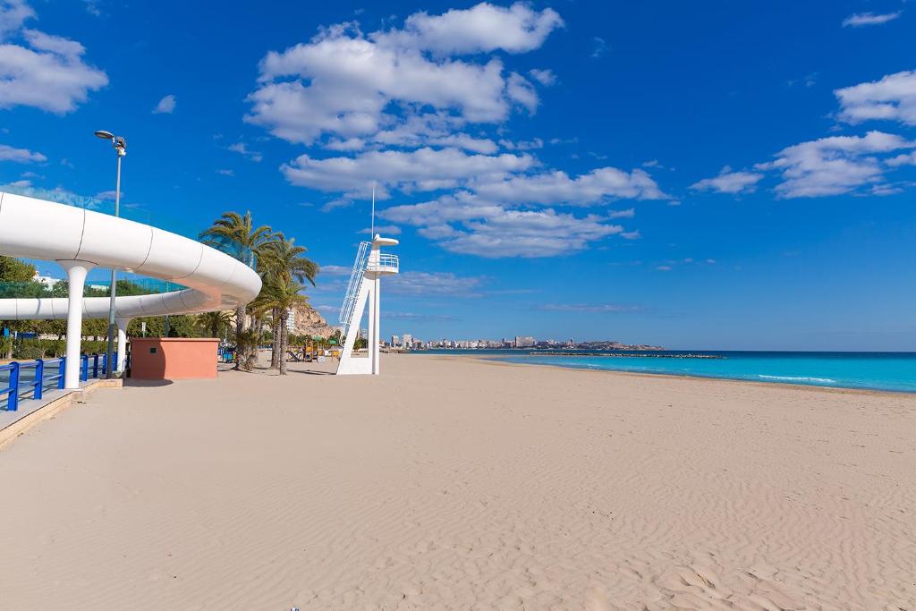 The Place to Be, Alicante – Updated 2023 Prices
