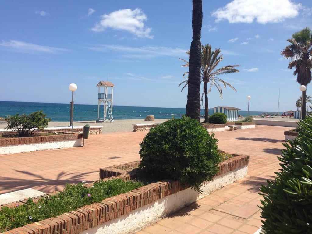 Puerto de la duquesa beach apartment - Casa De Vacaciones