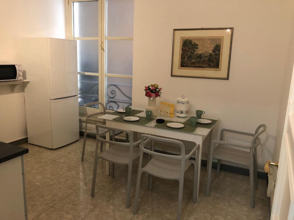Kuchyňa alebo kuchynka v ubytovaní Nunziata Apartment