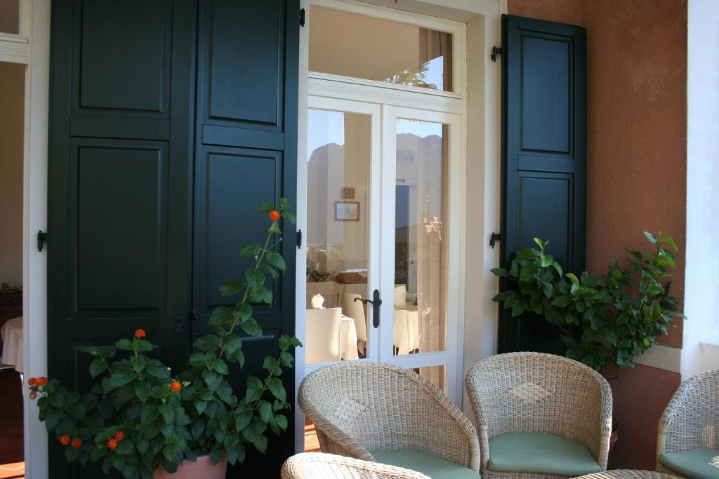 Fotografie z fotogalerie ubytování Albergo Garnì Villa Moretti v destinaci Riva del Garda