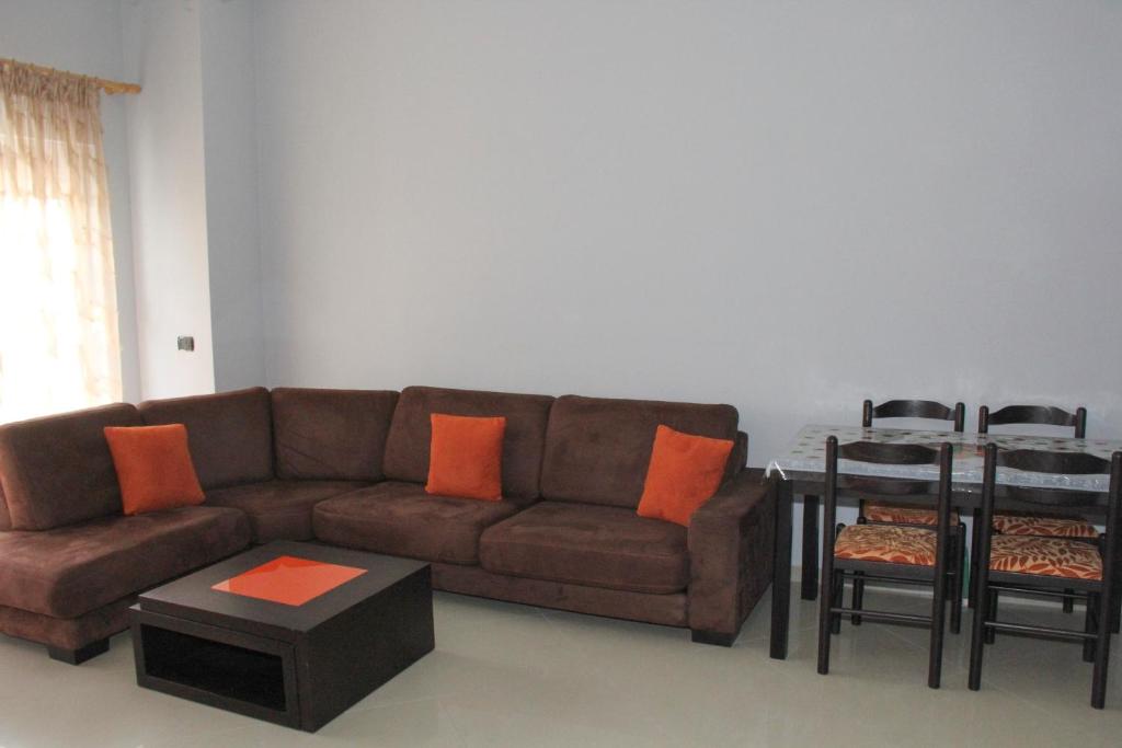O zonă de relaxare la Zero Zero Apartments Sarande