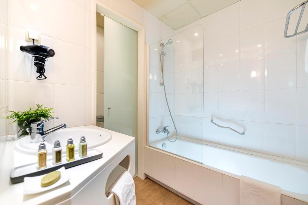 Hotel Santa Marta - Deluxe Double Or Twin Room