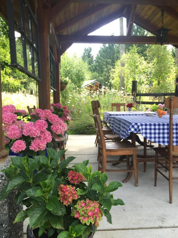 Zahrada ubytování Bond Ranch Retreat