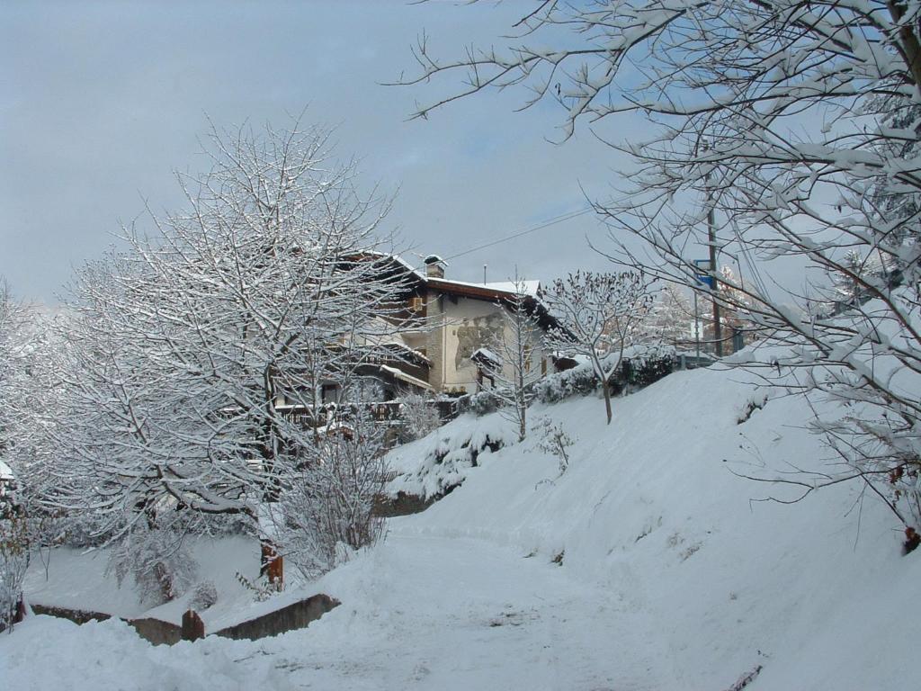 Gasthof Majestic v zimě