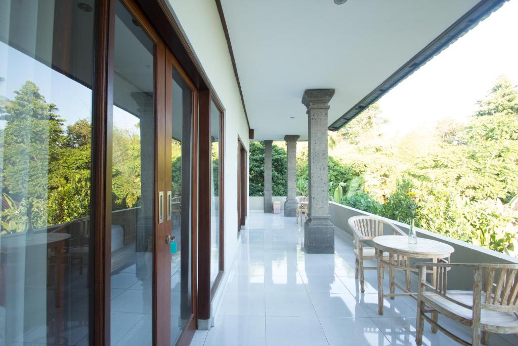 Balkón nebo terasa v ubytování Akusara House