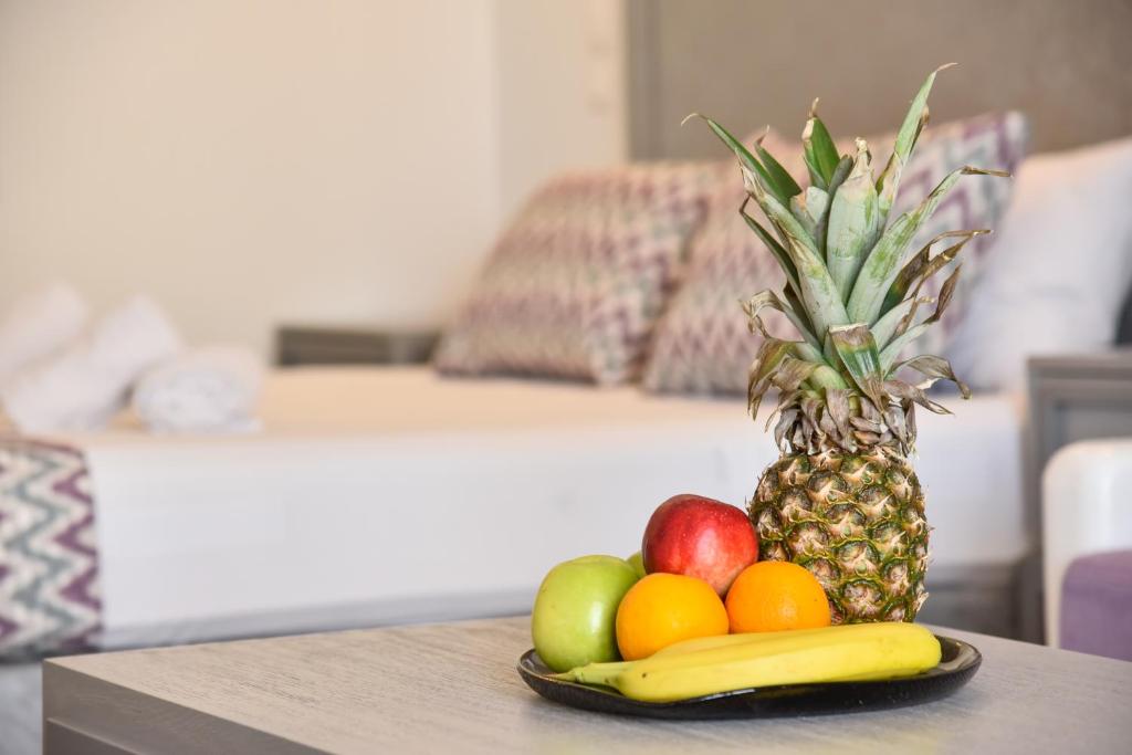 Queen Boutique Suites - 8