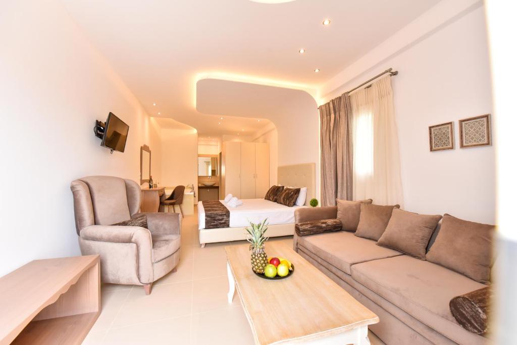 Queen Boutique Suites - 16