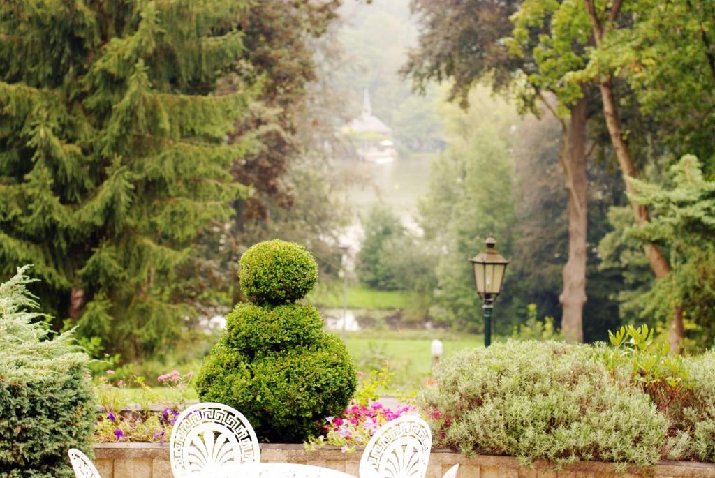 Zahrada ubytování Martin's Manoir