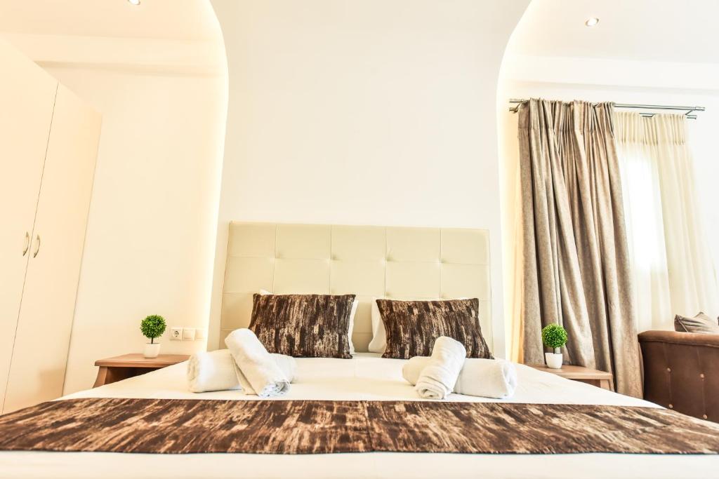 Queen Boutique Suites - 19