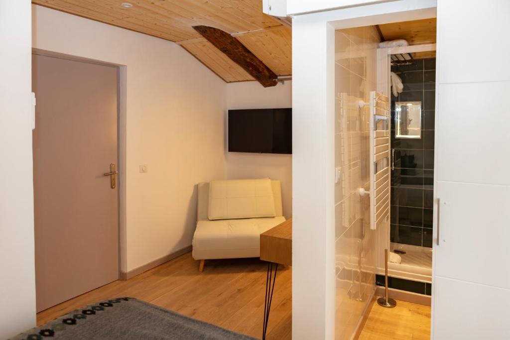 Relais Des Alpes - Chambre Double Avec Lit D'Appoint