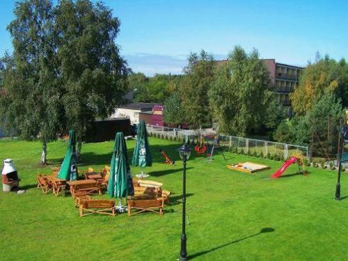Plac zabaw dla dzieci w obiekcie Villa Sylvia