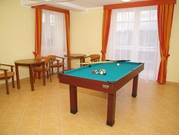 Stół bilardowy w obiekcie Villa Sylvia