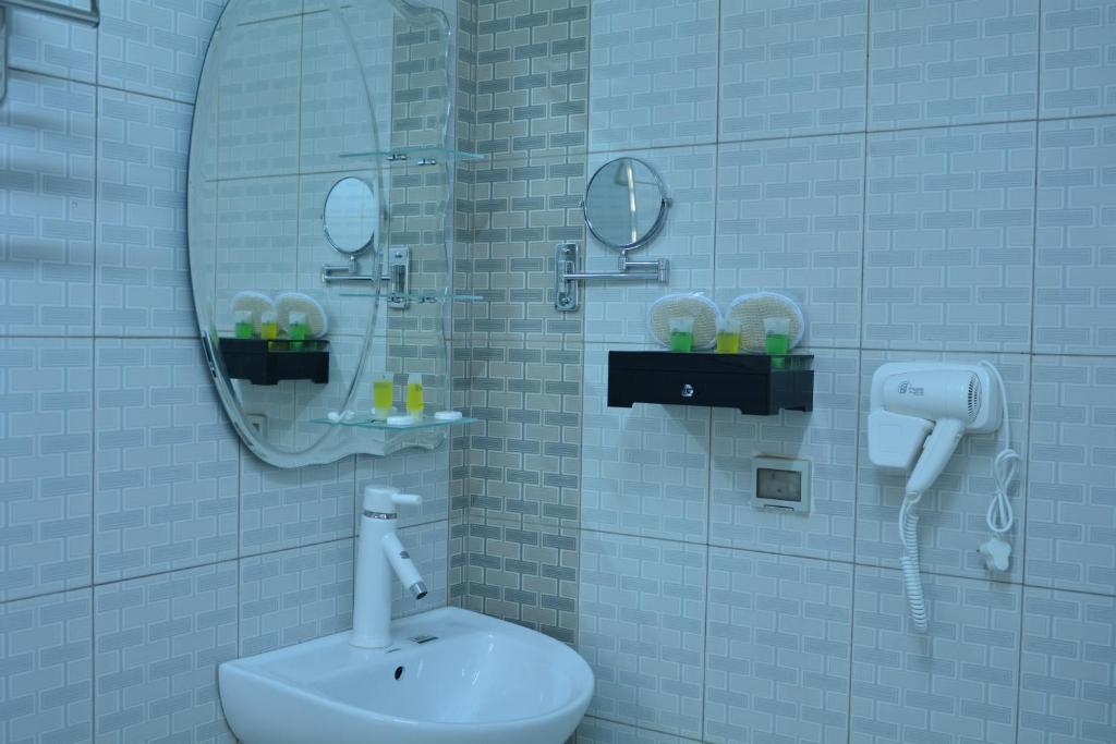 Koupelna v ubytování Bahla Jewel Hotel Apartments