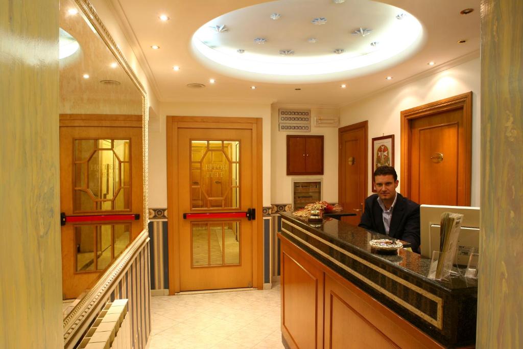 Vstupní hala nebo recepce v ubytování Hotel Teti