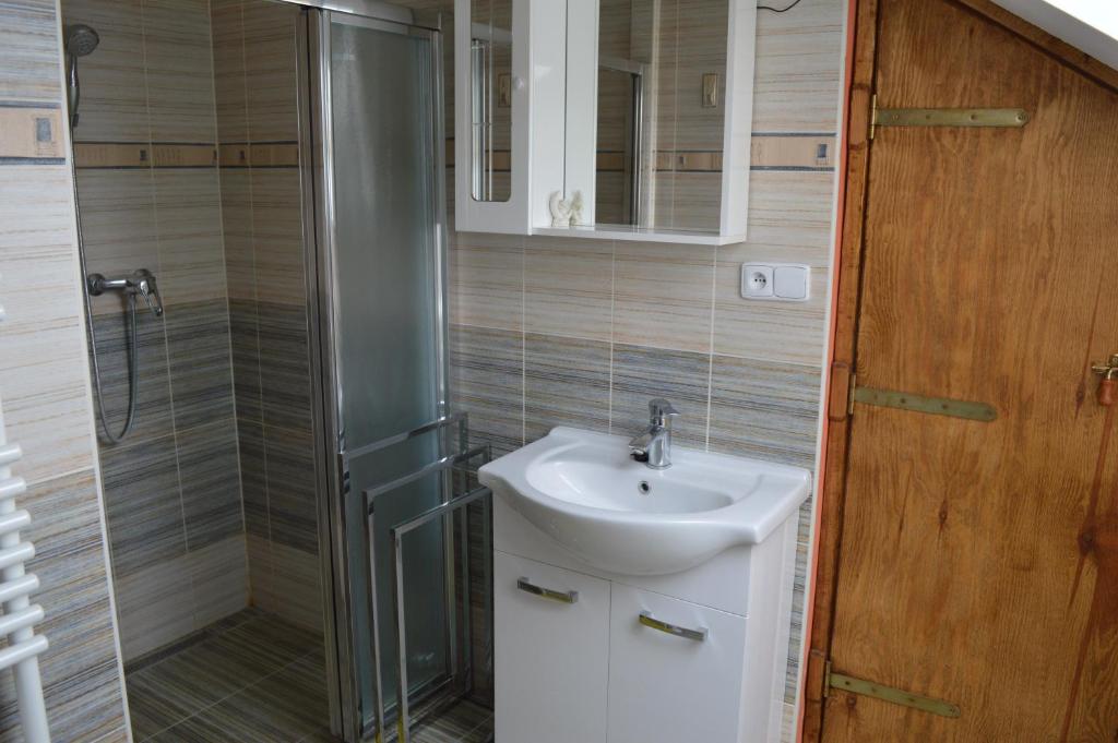Koupelna v ubytování Guest House Haklův Mlýn