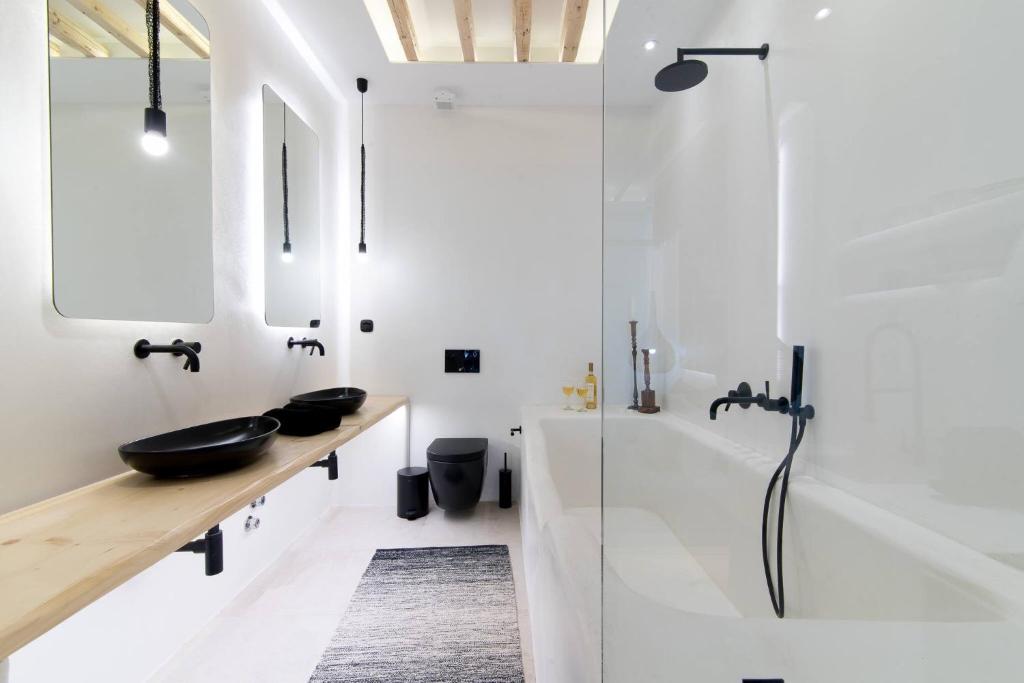 Portara Seaside Luxury Suites - 14