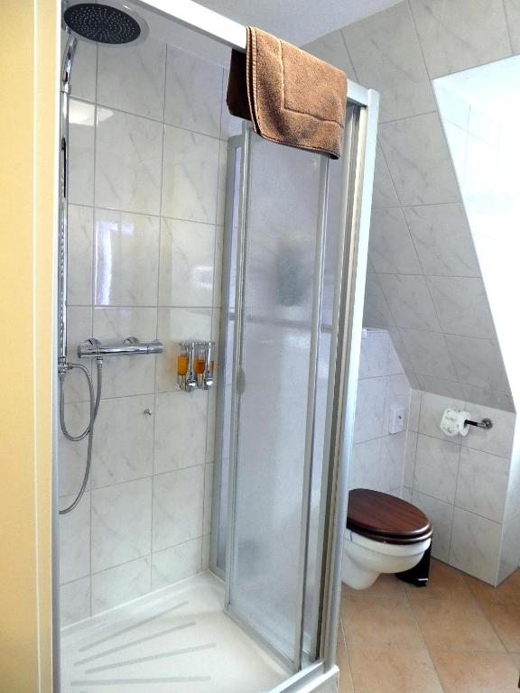 Koupelna v ubytování Peedy's luxuriöse 60m² Wohnung mit Balkonterrasse